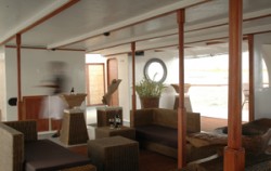 he waka cruise, waka cruise bali, charter cruise lembongan, lembongan fast boat , dinner cruises